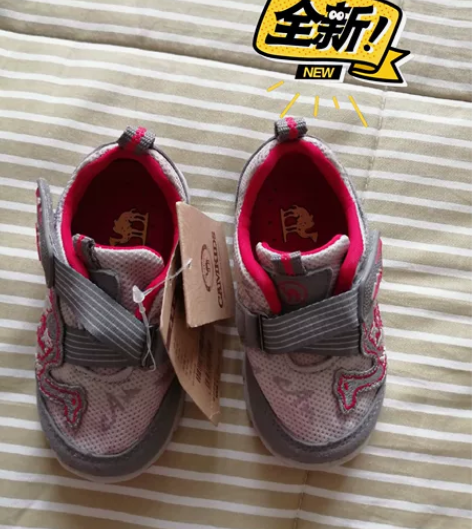 全新骆驼小网鞋22码。适合1岁小朋友。椰子...