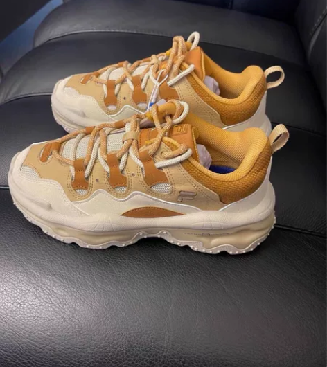 全新FILA斐乐潮牌女鞋休闲透气熔岩鞋增高...