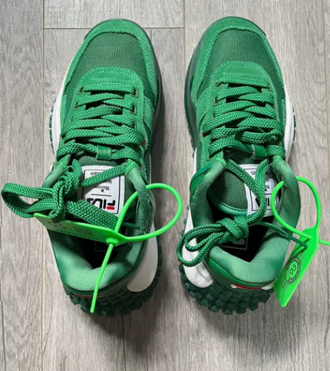 斐乐运动鞋。36码，实体店买成1200元，...