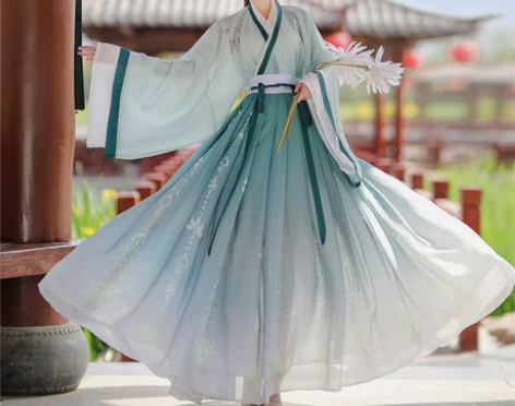 刀出回首华裳汉服 晓梦 晋制 浅绿色s码三...