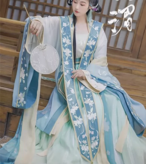画湄|如梦霓裳汉服女宋制直领对襟衫裙刺绣霞...