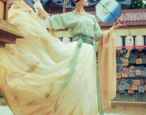 都城南庄汉服 半城沙 长安十二时辰联名款袒...