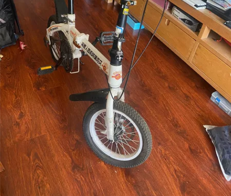 折叠自行车,双碟刹车,成色新,保护膜还没拆...