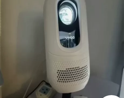 【捡漏】坚果微果C1投影仪家用办公家庭影院...