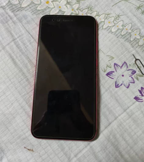 家里长辈用的红色4+64g的小米5x,之前...