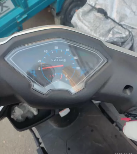 豪爵摩托车速道125大货架，交保险了，没上...