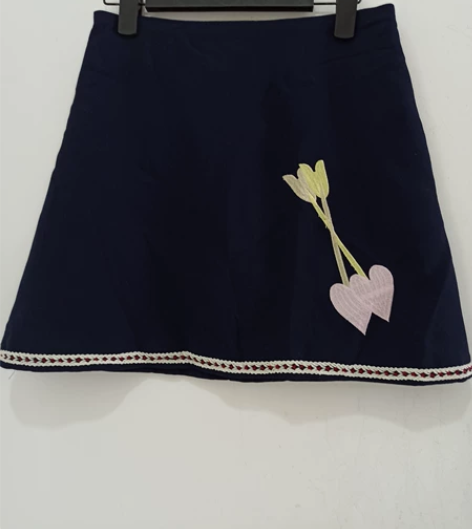 全新品牌乔伊思半裙藏青色A字裙M码 实体店...