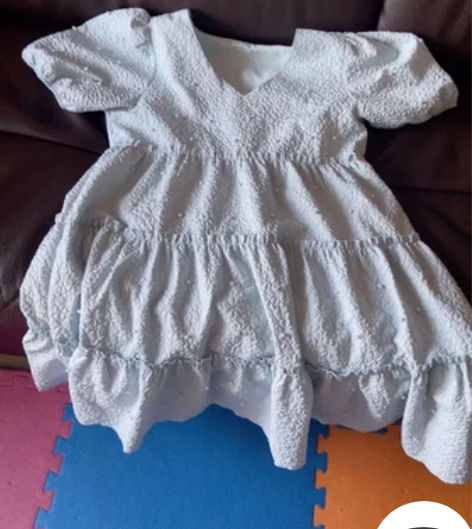 韩式可爱荷叶裙，穿上很鲜，很美，实物图跟第...