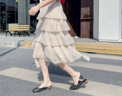 全新，吊牌在 蛋糕裙多层次半身裙2019新...