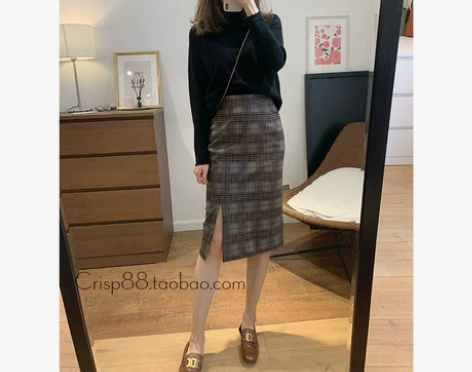 勾勒迷人曲线感复古格纹高腰包臀显瘦百搭前开...