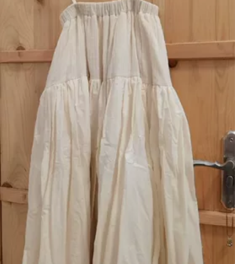 全新重工纯棉无染色花苞裙，冬夏可穿 本来买...