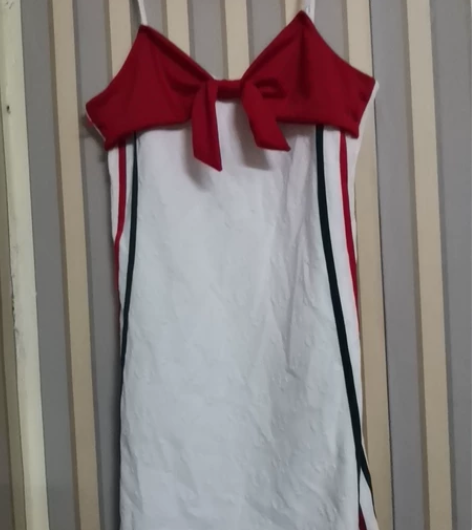 套装运动风裙子，穿过一次 感兴趣的话点“我...