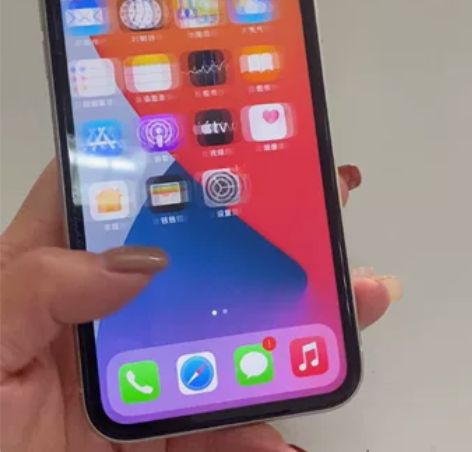 苹果11    白色国行128G   全网...