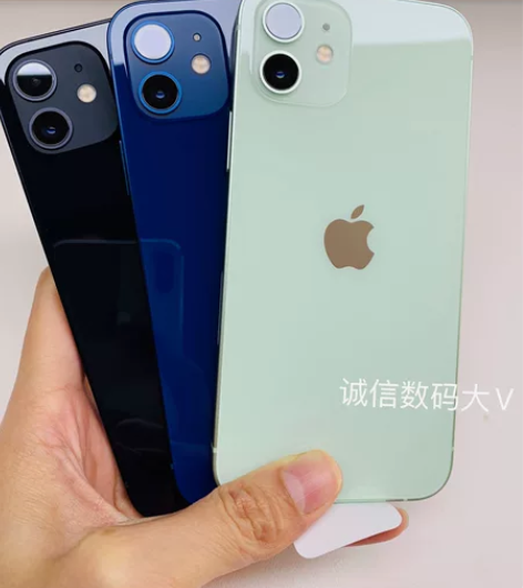 2022年9月出厂全新无锁苹果iPhone...