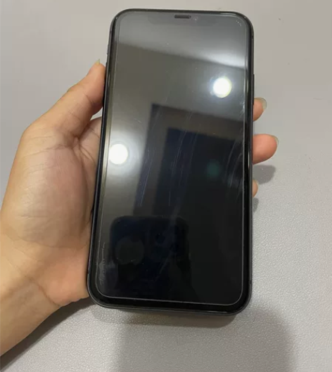 苹果11 64g成色看图，都是实拍 手机详...