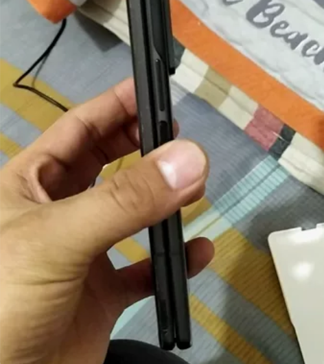 出售三星fold2 12+256 小屏幕完...