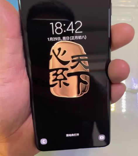 99新,黑色,出售自用三星s10+旗舰手机...