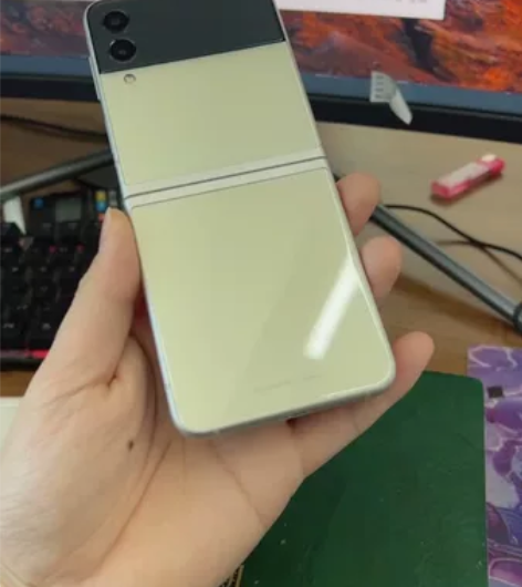 三星ZFlip3 韩版8+256成色新屏幕...