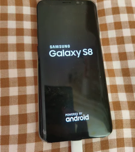 三星s8 4+64GB手机，摔坏。可以做拆...