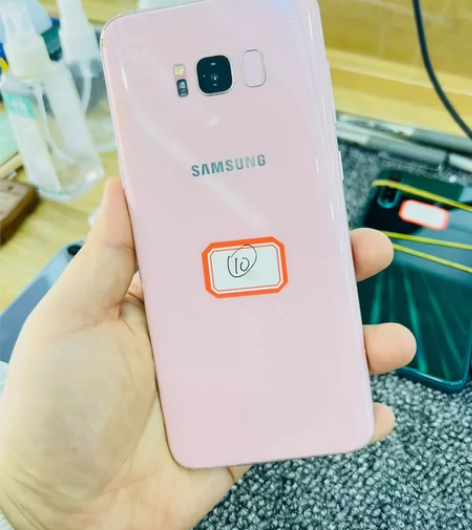 个人自用三星s8+ 屏幕坏了,后盖裂了 别...