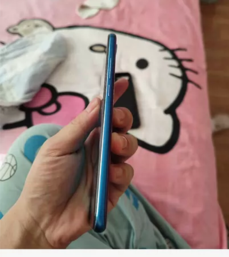 荣耀10，6+128，全原，屏幕功能完好。...