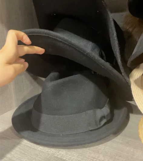 三顶黑色礼帽 感兴趣的话点“我想要”和我私...