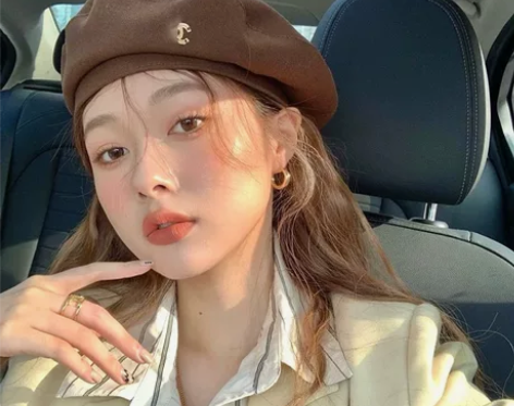 秋冬新款原创咖啡色小香风百搭贝雷帽女英伦复...