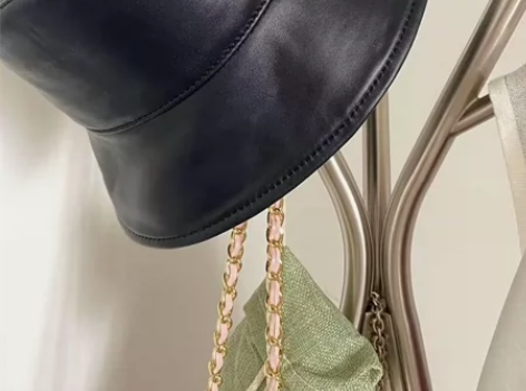 真皮绵羊皮渔夫帽遮阳帽黑色简单大方 全新带...