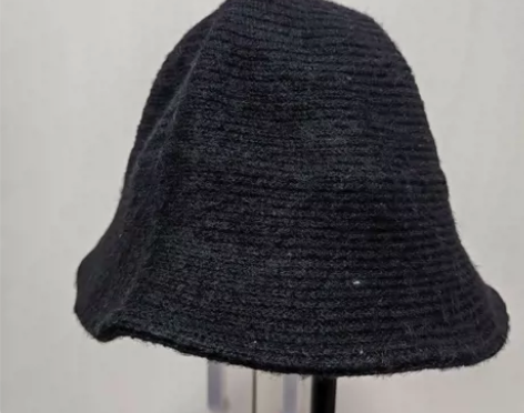 女生自用闲置～黑色渔夫帽，厚厚的，春秋冬百...