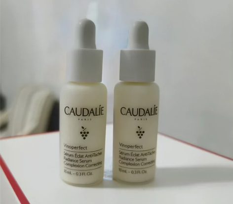 2*10ml 欧缇丽葡萄籽淡斑美白精华小奶...