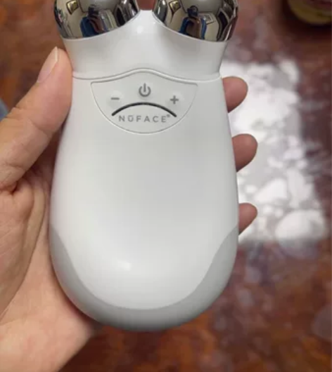 Nuface美容仪，英国购入，没有购买记录...