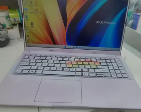 自用笔记本，2022年10月24出厂，准新...