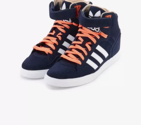 全新阿迪三叶草运动鞋，正品，37码，300...