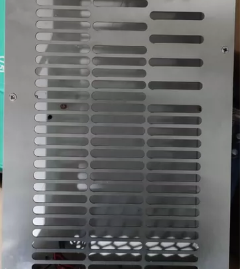 科隆金属Itx机箱,c23,螺丝有点滑丝。...