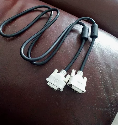 老库存电脑信号线 库存一根线,转有需求的无...