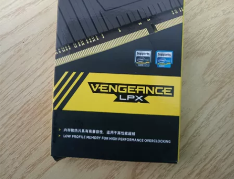美国海盗船16g 3200mhz ddr4...