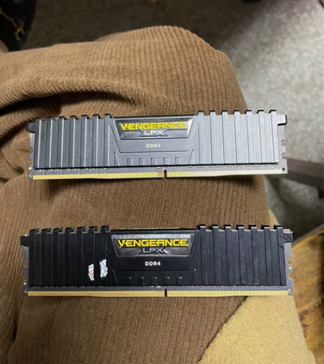 美商海盗船复仇者DDR4电脑内存条，只有2...