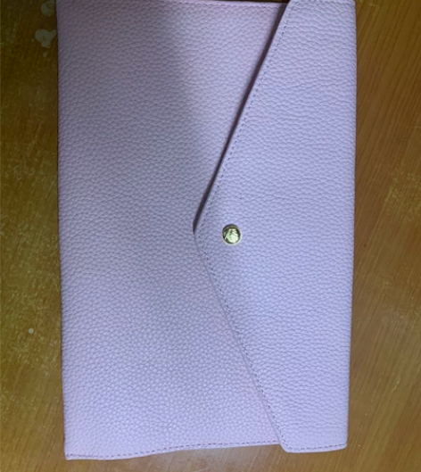 MCM 全新粉色信封包手拿包 宇家代购入全...