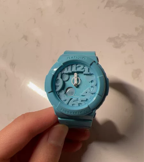 卡西欧标正品盒子在学校单表带过几次 感兴趣...
