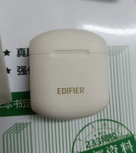 漫步者lollipodsplus 有盒子有...
