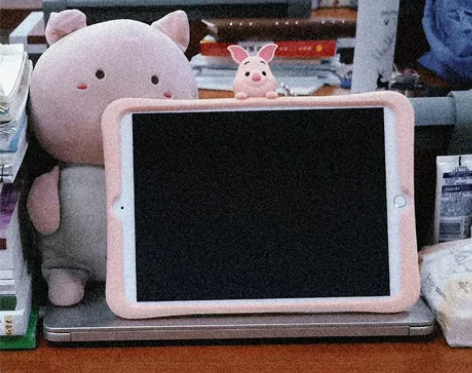 ipad8 内存128屏幕无划痕国行正品使...