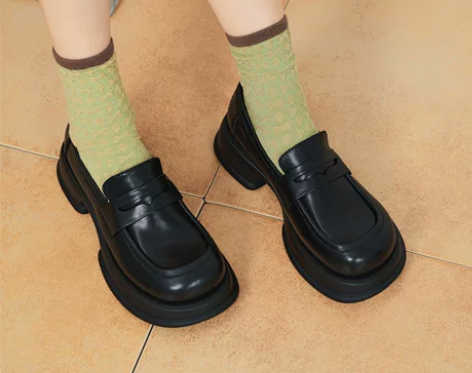 玛速主义 2022新款粗跟厚底英伦风小皮鞋...