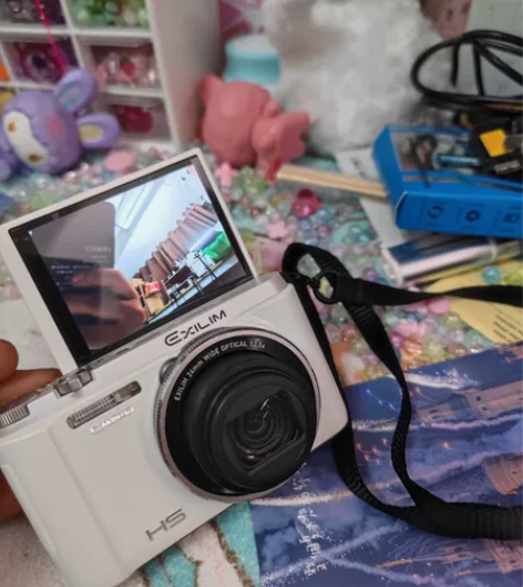 卡西欧ZR1500，翻转屏自拍，盒装，32...