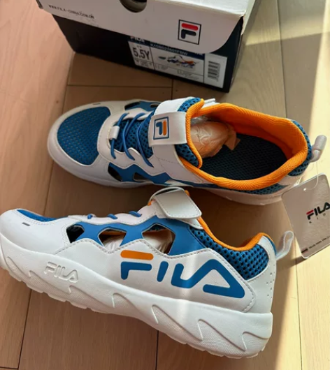 Fila菲乐童鞋全新，38码，专柜购入，娃...