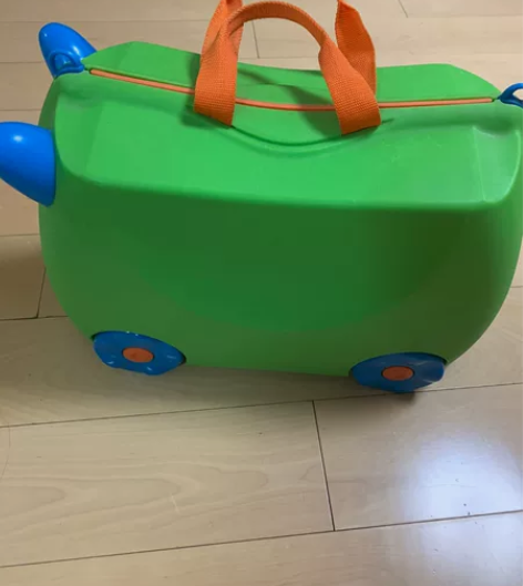 儿童卡通可骑坐行李箱 感兴趣的话给我留言吧...