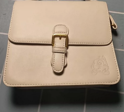 不莱梅白色包包,闲置,便宜出 感兴趣的话点...