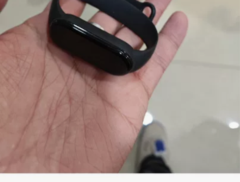 小米手环5，没用过几次，买来之后就闲置了。...