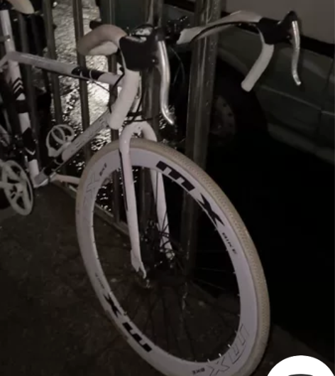 山地自行车几乎全新的因为辞职要回老家不来深...