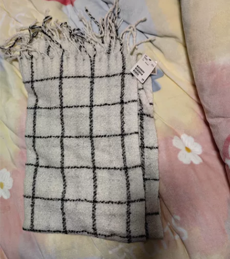 全新HM黑白格纹围巾，200*60cm 全...