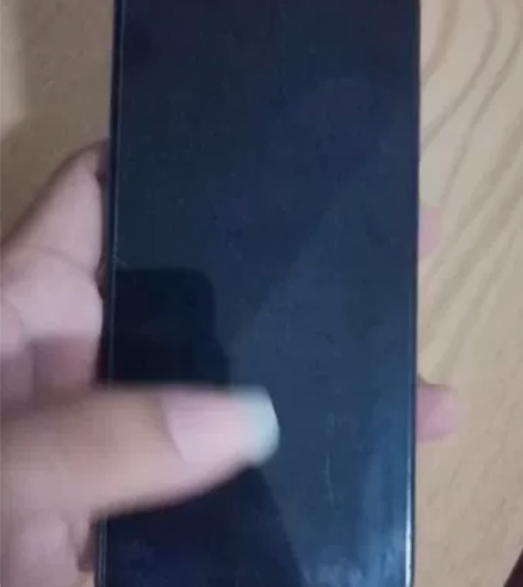 小米9，无老化透图，自定义8成新，原装屏幕...